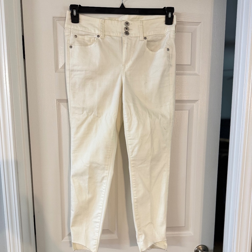 New Torrid Feel the Fit Super Soft White Jegging Size 10R